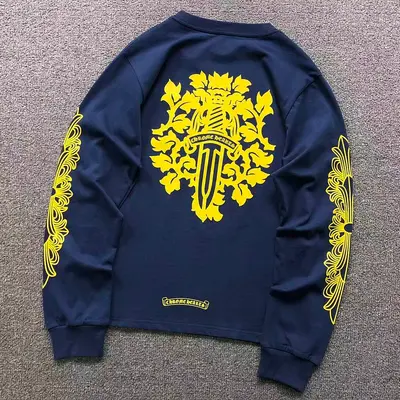 ¥98 C⭐⭐OME HE⭐⭐TS LONG SLEEVED 42062308144(im 170cm 60kg i wear size M in the phot)