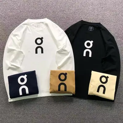 ¥135 ON LONG SLEEVED 2206251204(im 170cm 60kg i wear size XL in the phot)