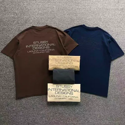 ¥82 STUSSY T-SHIRT 126271502(im 170cm 60kg i wear size M in the phot)