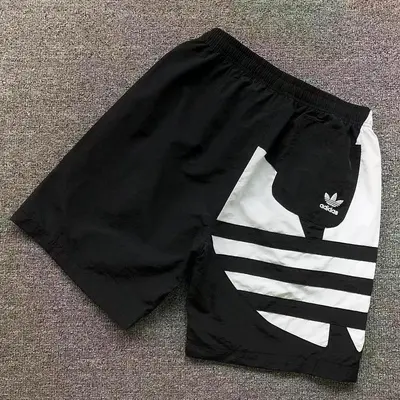 ￥105 A⭐I⭐AS SHORTS 126300635（im 170cm 60kg i wear size M in the phot）