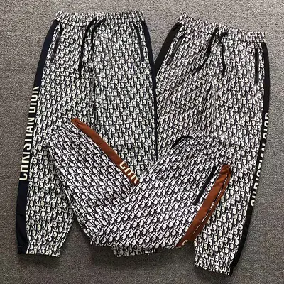 ￥158 D⭐O⭐ TROUSERS 52070105147（im 170cm 60kg i wear size M in the phot）