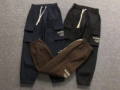 ￥158 B⭐R⭐E⭐RY TROUSERS 52070110147（im 170cm 60kg i wear size M in the phot）