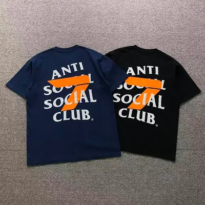 ￥88 ANTI SOCIAL SOCIAL CLUB T-SHIRT 3207030402（im 170cm 60kg i wear size M in the phot）
