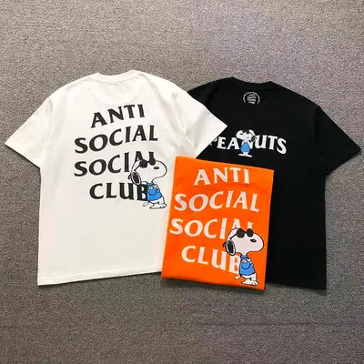 ￥88 ANTI SOCIAL SOCIAL CLUB T-SHIRT 3207030902（im 170cm 60kg i wear size L in the phot）
