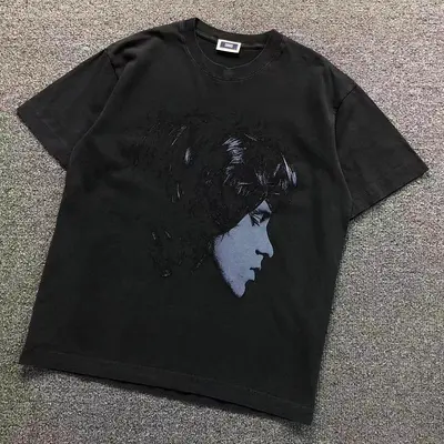 ¥113 KITH T-SHIRT 12730495(im 170cm 60kg i wear size S in the phot)