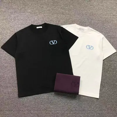 ￥125 VALENTINO T-SHIRT 52070403147（im 170cm 60kg i wear size L in the phot）