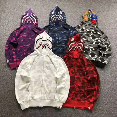 ￥175 BAPE HOODIE 52070716158（im 170cm 60kg i wear size M in the phot）