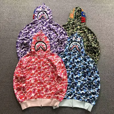 ￥135 BAPE HOODIE 52070719158（im 170cm 60kg i wear size M in the phot）