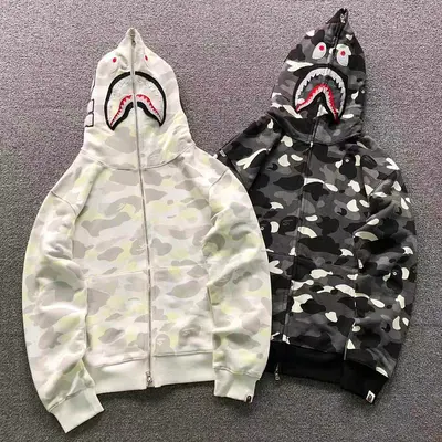 ￥135 BAPE HOODIE 52070720158（im 170cm 60kg i wear size M in the phot）
