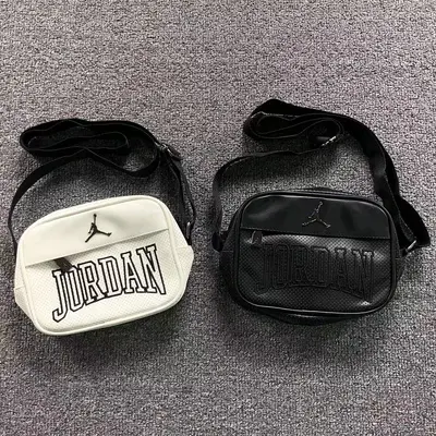￥82 A⭐R J⭐R⭐AN BAG 3207070413 (长53CM*宽20CM*高30CM)