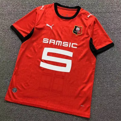 ￥82 FOOTBALL T-SHIRT 127707002（im 170cm 60kg i wear size L in the phot）