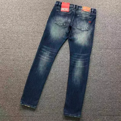 ￥228 DIESEL TROUSERS 3207081417（im 170cm 60kg i wear size 32 in the phot）