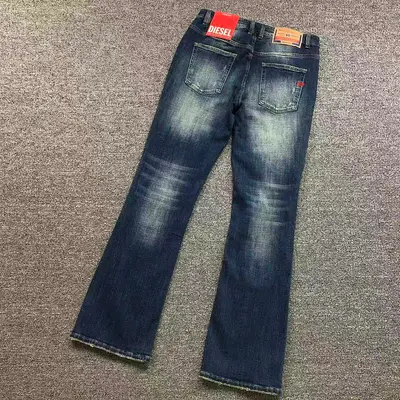 ￥228 DIESEL TROUSERS 3207080217（im 170cm 60kg i wear size 32 in the phot）