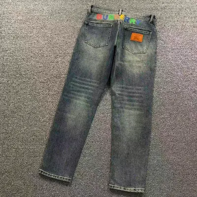 ￥175 B⭐R⭐E⭐RY TROUSRES 2207081301（im 170cm 60kg i wear size 33 in the phot）