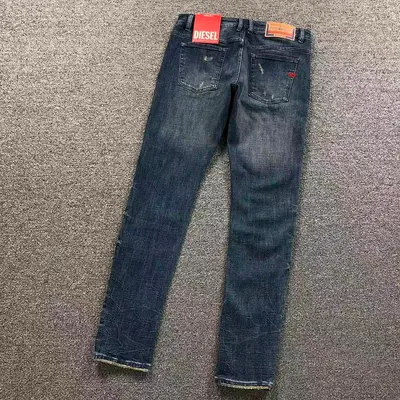 ￥228 DIESEL TROUSERS 3207081817（ im 170cm 60kg i wear size 32 in the phot）