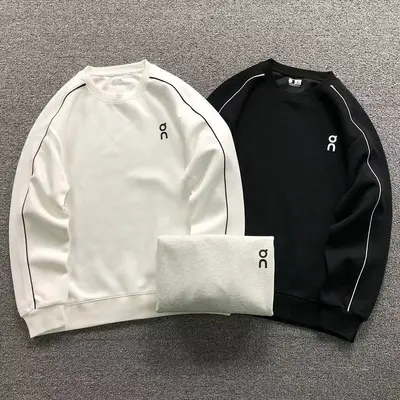 ￥168 ON HOODIE 2207091004（im 170cm 60kg i wear size L in the phot）