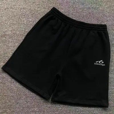 ¥158 B⭐L⭐⭐⭐IA⭐A SHORTS 4207090821(im 170cm 60kg i wear size M in the phot)