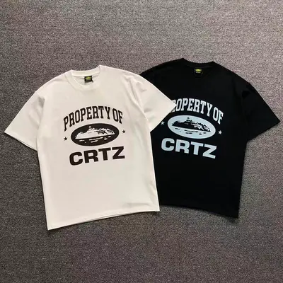 ¥82 CORTEIZ T-SHIRT 5207090278(im 170cm 60kg i wear size M in the phot)