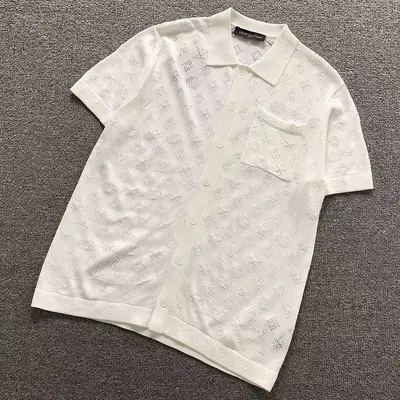 ¥195 L⭐ T-SHIRT 22071022125(im 170cm 60kg i wear size S in the phot)