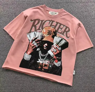 ￥135 B⭐⭐S T-SHIRT 127111217（im 170cm 60kg i wear size S in the phot）