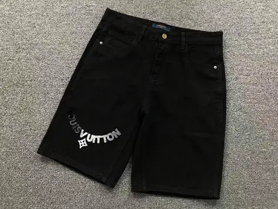 ￥185 L⭐ SHORTS 3207111617（im 170cm 60kg i wear size L in the phot）