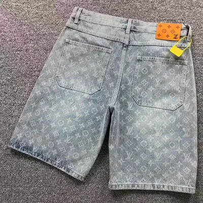 ￥185 L⭐ SHORTS 3207111817（im 170cm 60kg i wear size L in the phot）