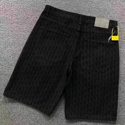 ￥185 D⭐O⭐ SHORTS 3207111317（im 170cm 60kg i wear size L in the phot）