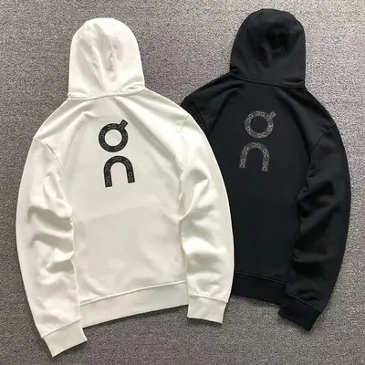 ¥145 ON HOODIE 2207130804(im 170cm 60kg i wear size L in the phot)