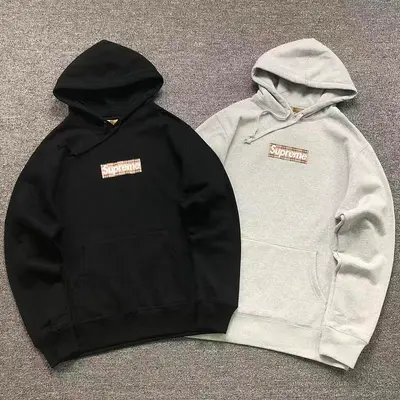 ¥215 S⭐⭐R⭐⭐E B⭐R⭐E⭐RY HOODIE 52071622182(im 170cm 60kg i wear size S in the phot)