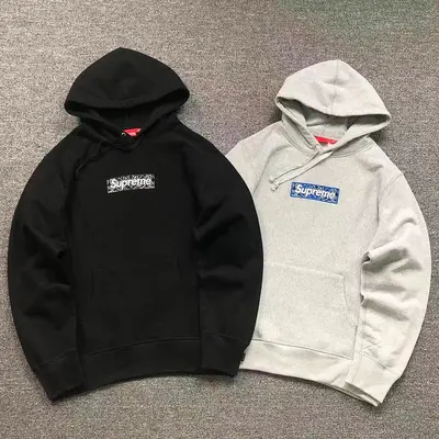 ¥215 S⭐⭐R⭐⭐E HOODIE 52071604182(im 170cm 60kg i wear size M in the phot)