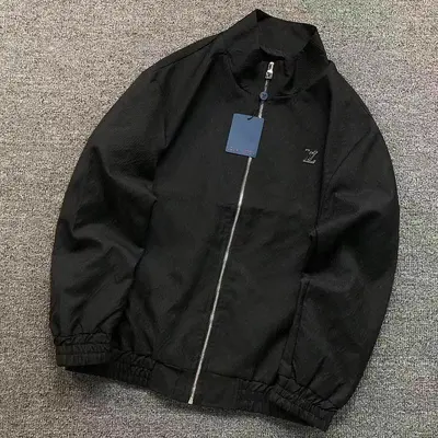 ¥358 L⭐ JACKET 3207171121(im 170cm 60kg i wear size L in the phot)