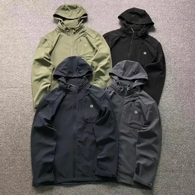 ￥208 LULULEMON JACKET 3207181404（im 170cm 60kg i wear size 2XL in the phot）