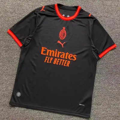 ￥82 FOOTBALL T-SHIRT 1272016002（im 170cm 60kg i wear size L in the phot）
