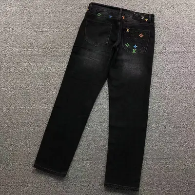 ¥175 L⭐ TROUSERS 2207203001(im 170cm 60kg i wear size 32 in the phot)
