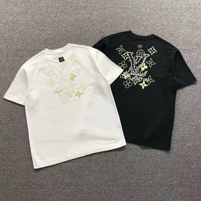 ¥129 L⭐ T-SHIRT 52072101147(im 170cm 60kg i wear size L in the phot)