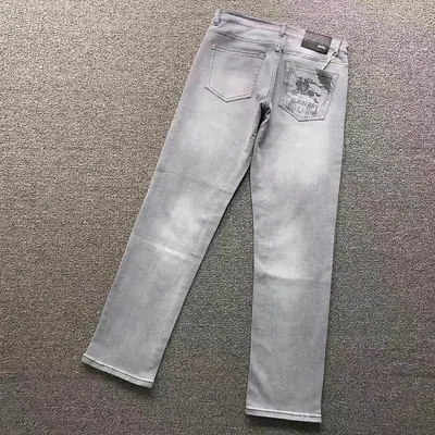 ¥215 B⭐R⭐E⭐RY TROUSERS 4207221401(im 170cm 60kg i wear size 32 in the phot)