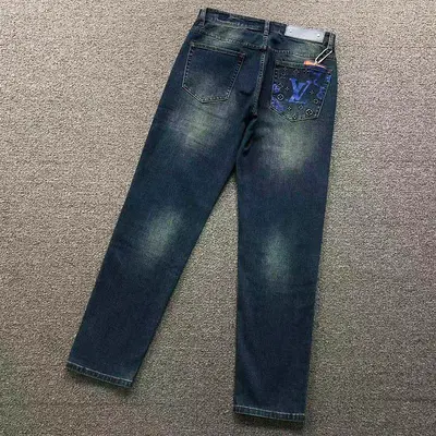 ¥215 L⭐ TROUSERS 4207220801(im 170cm 60kg i wear size 31 in the phot)