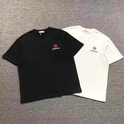 ¥112 LULULEMON T-SHIRT 3207220517(im 170cm 60kg i wear size L in the phot)