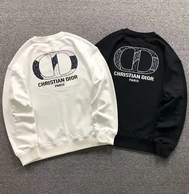 ¥178 D⭐O⭐ HOODIE 3207240321(im 170cm 60kg i wear size L in the phot)