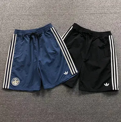 ¥105 A⭐I⭐AS SHORTS 3207241435(im 170cm 60kg i wear size M in the phot)