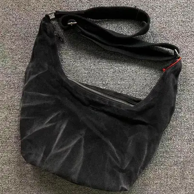 ¥228 DIESEL BAG 4207240475 (长42CM*宽8CM*高29CM)