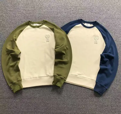 ￥158 AMI HOODIE 32072903125（im 170cm 60kg i wear size M in the phot）