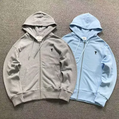 ￥178 AMI HOODIE 32072904125（im 170cm 60kg i wear size M in the phot）