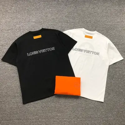 ￥118 L⭐ T-SHIRT 3207300620（im 170cm 60kg i wear size L in the phot）