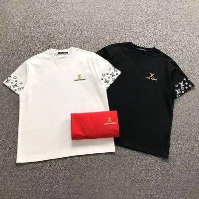 ￥125 L⭐ T-SHIRT 2208032215（im 170cm 60kg i wear size S in the phot）