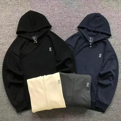 ¥188 ON HOODIE 2207310404(im 170cm 60kg i wear size XL in the phot)