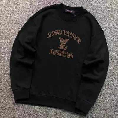 ¥178 L⭐ HOODIE 3208011721(im 170cm 60kg i wear size M in the phot)