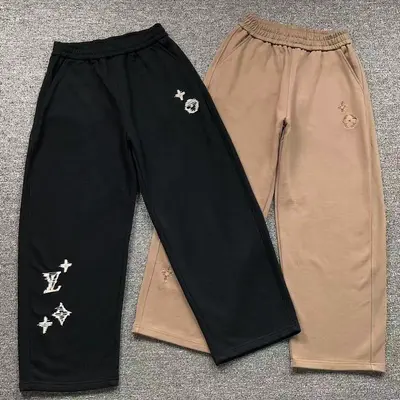 ¥175 L⭐ TROUSERS 3208011821(im 170cm 60kg i wear size M in the phot)