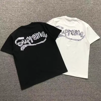 ￥113 S⭐⭐R⭐⭐E T-SHIRT 128406182 （im 170cm 60kg i wear size M in the phot）