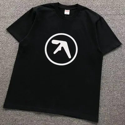 ￥113 S⭐⭐R⭐⭐E T-SHIRT 52080428182（im 170cm 60kg i wear size M in the phot）